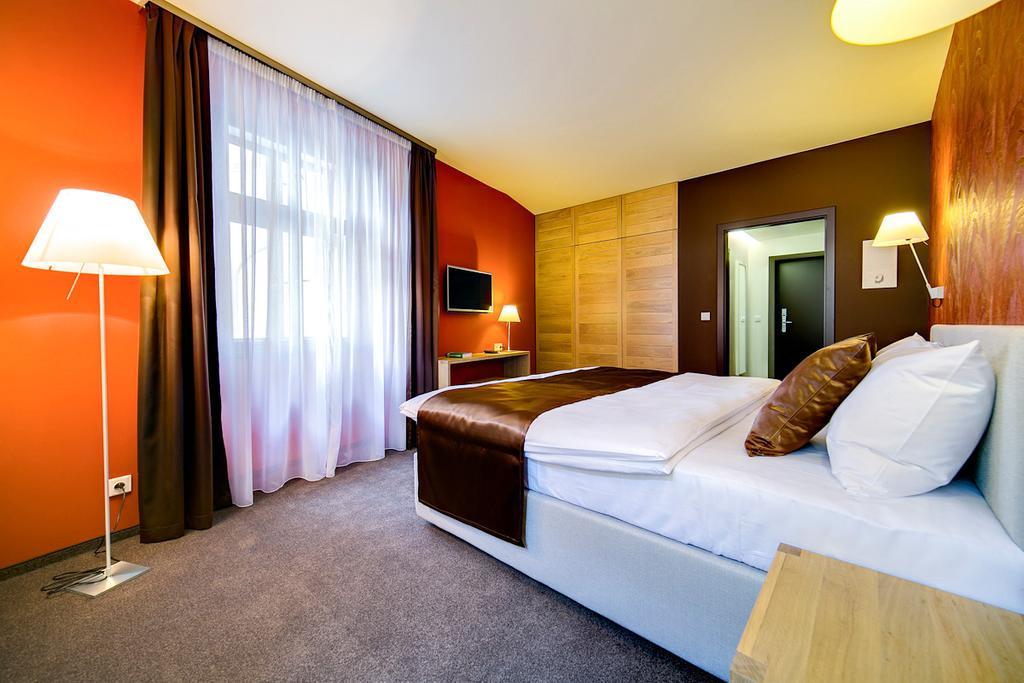 Hotel Restaurant Darwin Prague Room photo